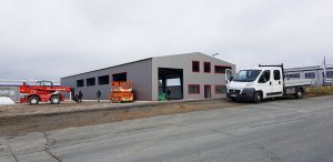 Halle : 15 x 42,55 x 5,25m - 10° Dachneigung lieferbar